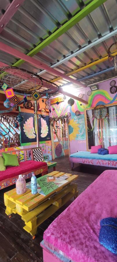Hostal Liliana Buenaventura Exterior photo